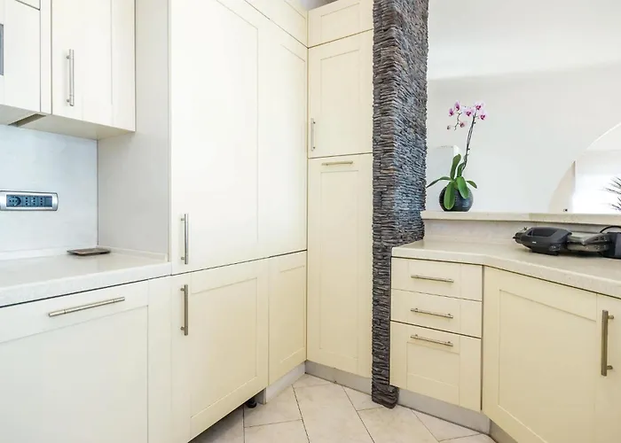 Casa de Férias Gorgeous In With Kitchen