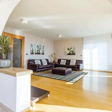Gorgeous In With Kitchen